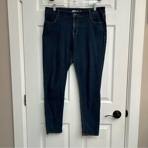 Women's Dark Blue Jeans